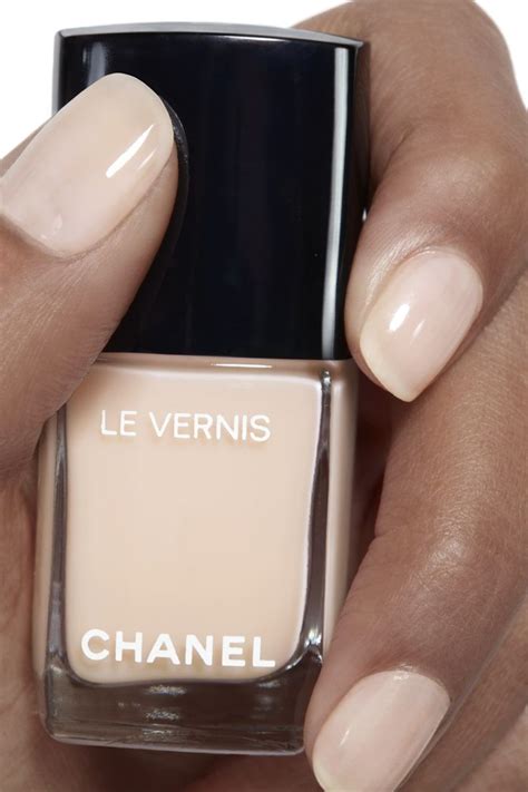 vernis blanc chanel|chanel nail color chart.